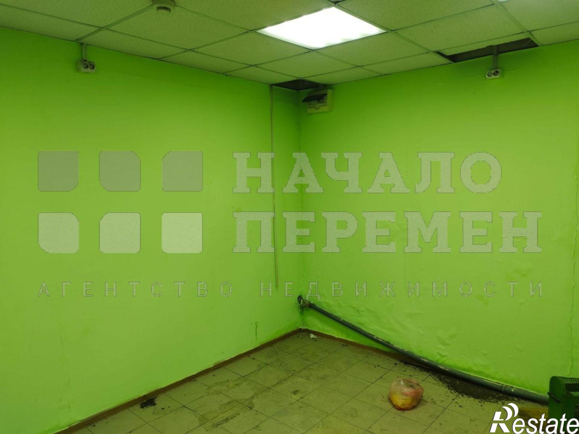 Сдать торговое помещение за 26 000 рублей на Лазурная ул, 2/2