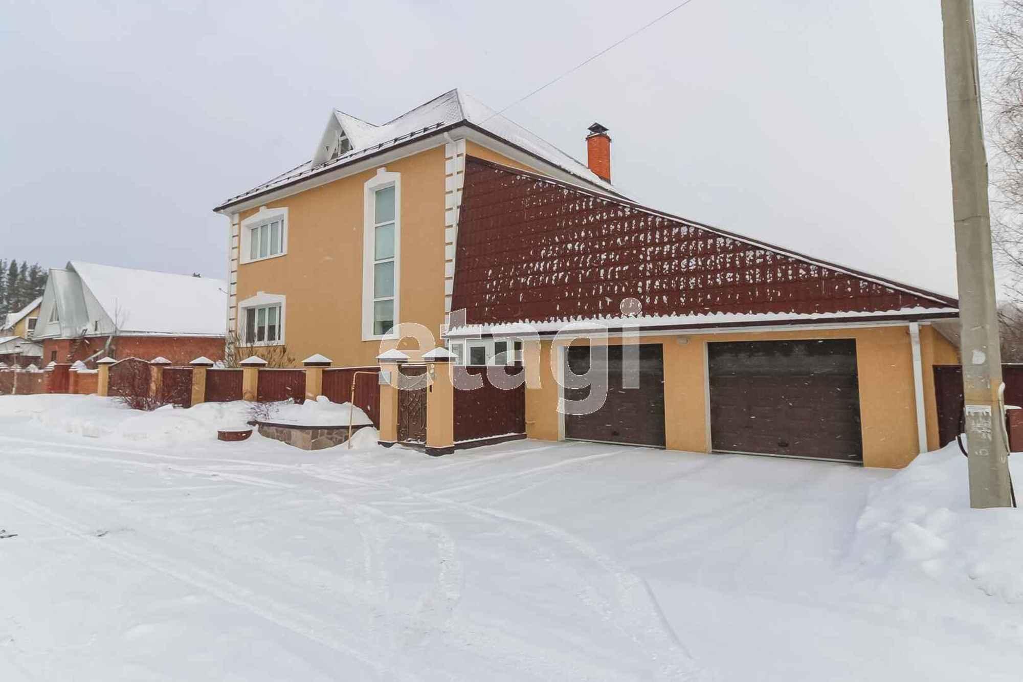 Купить дачу, дом, коттедж за 35 500 000 рублей на Солнечная, 1