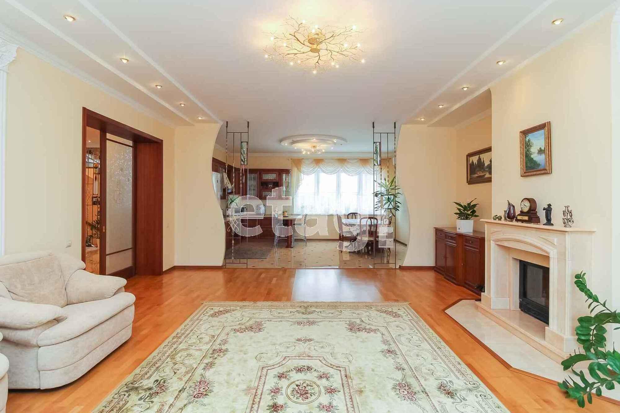 Купить дачу, дом, коттедж за 35 500 000 рублей на Солнечная, 1
