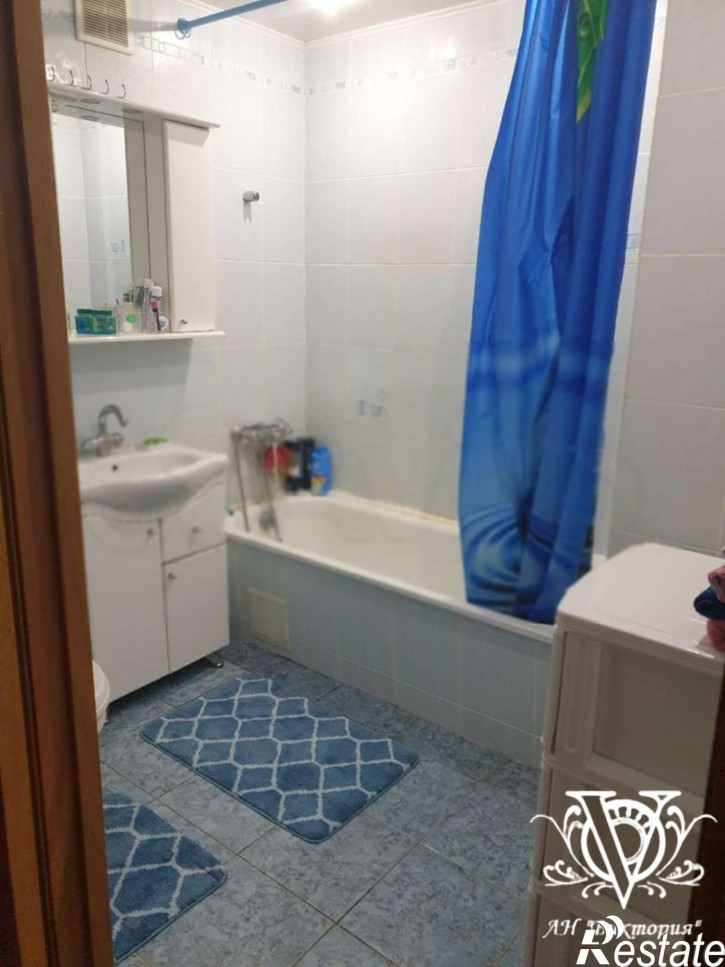 3-комн квартира Гайдара улица,9