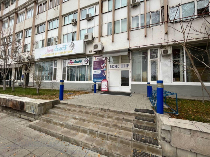 Помещение свободного назначения г. Астрахань, Кировский  р-н, ул. Набережная 1 Мая , 75