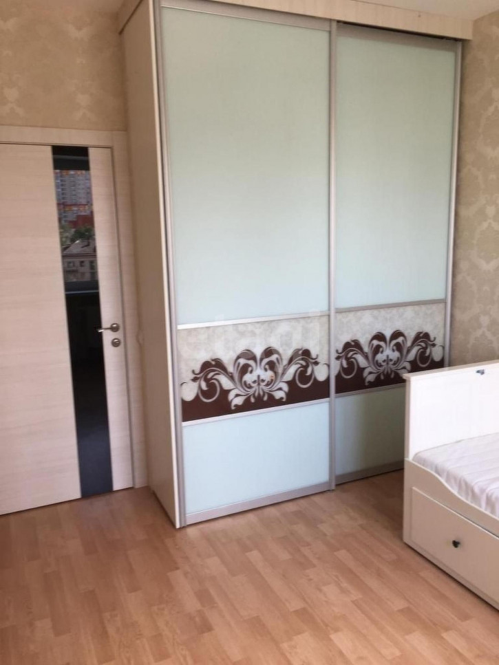 3-комн квартира Циолковского, 57