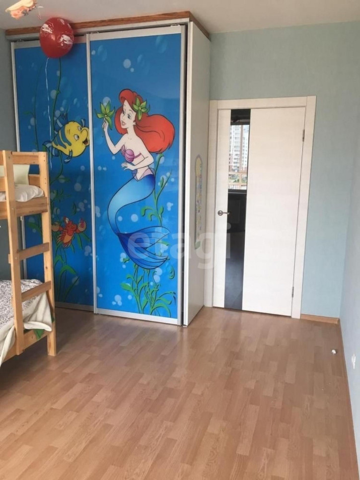 3-комн квартира Циолковского, 57