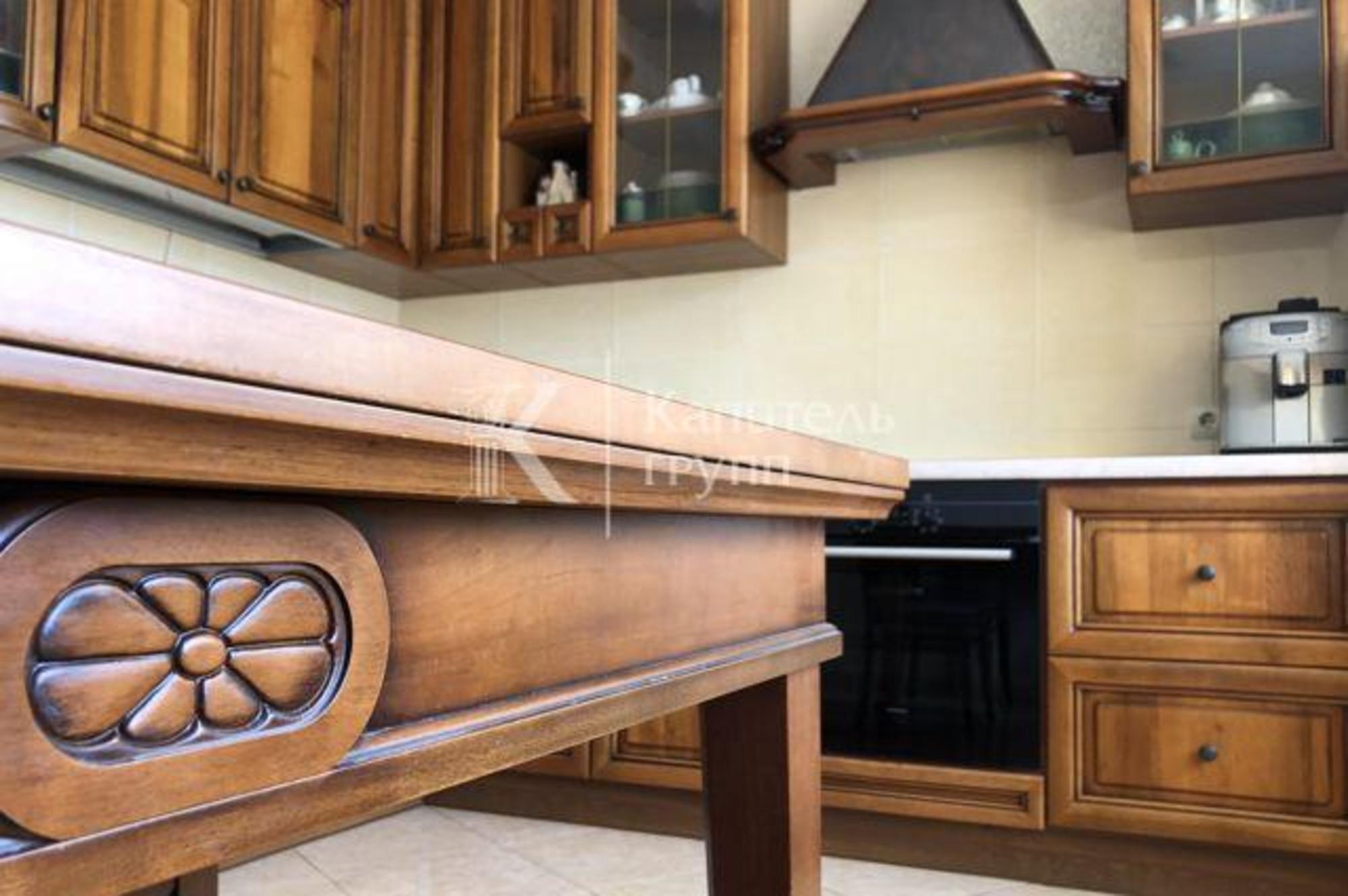 Купить квартиру за 14 000 000 рублей на улица Комсомольская, 8