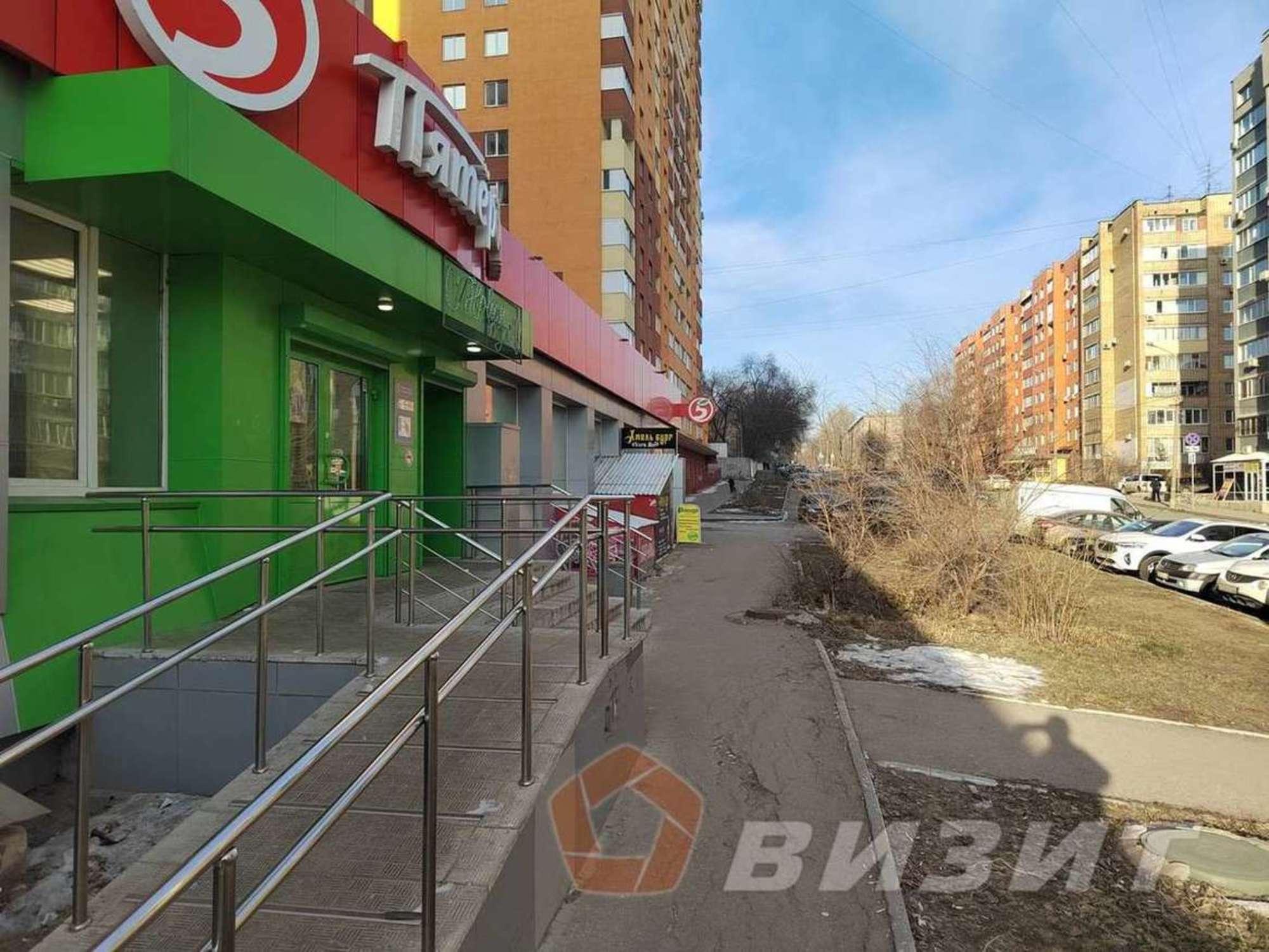 Купить торговое помещение за 4 900 000 рублей на Дыбенко улица, 120