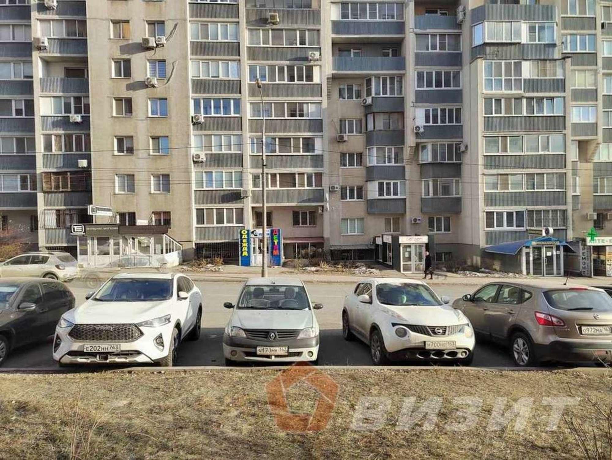 Купить торговое помещение за 4 900 000 рублей на Дыбенко улица, 120
