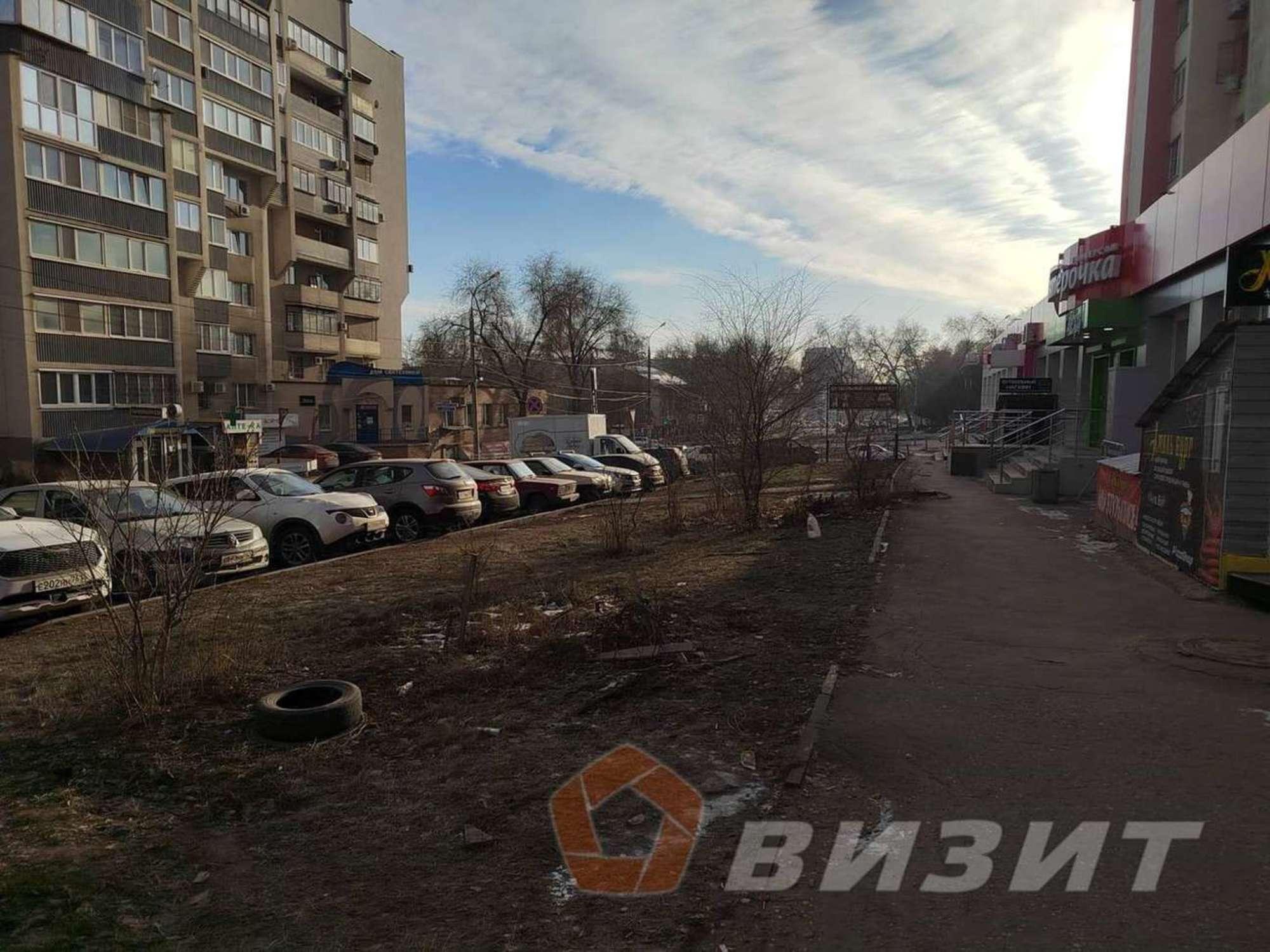 Купить торговое помещение за 4 900 000 рублей на Дыбенко улица, 120
