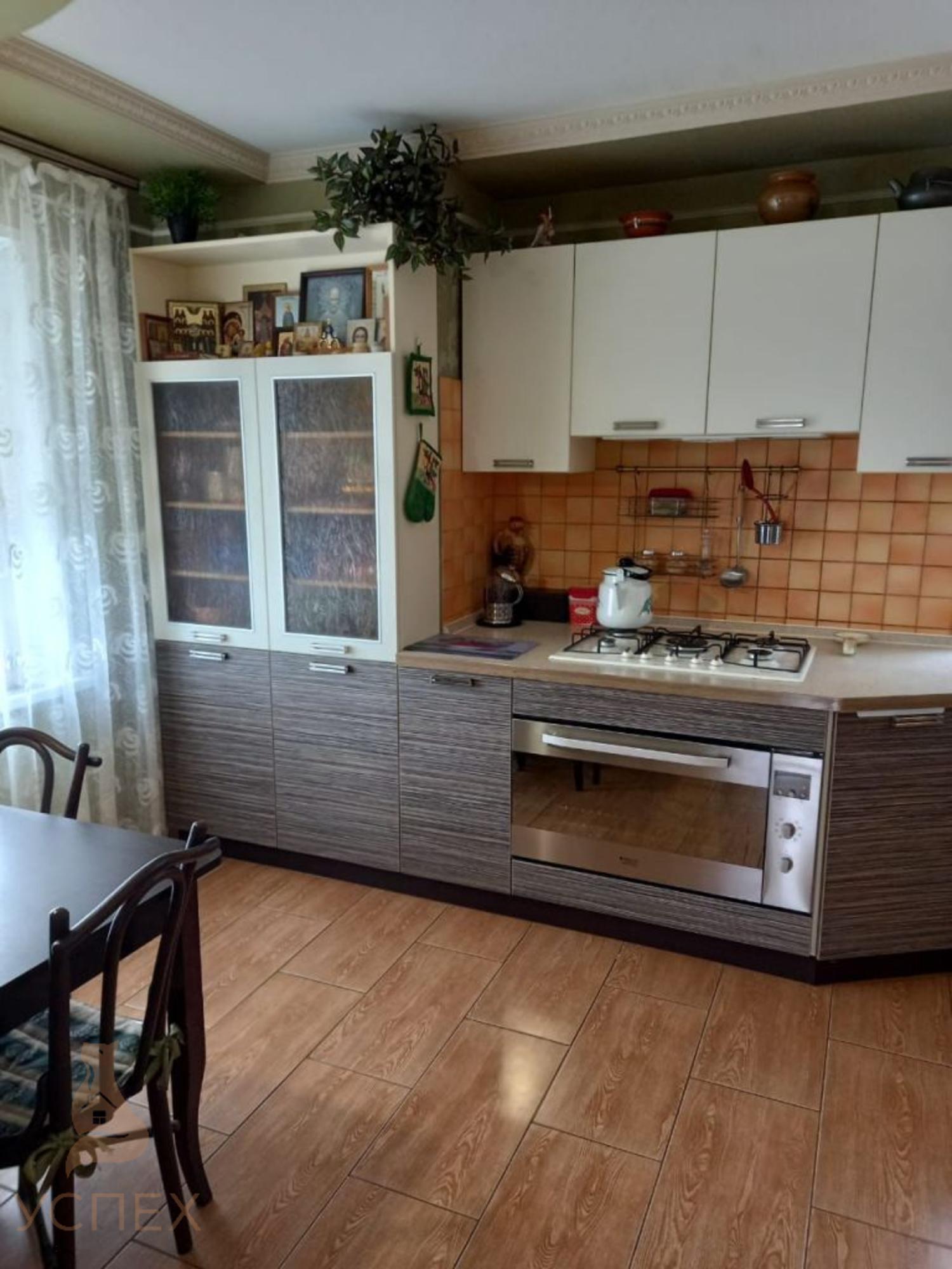 Купить дачу, дом, коттедж за 25 000 000 рублей на Колхозная