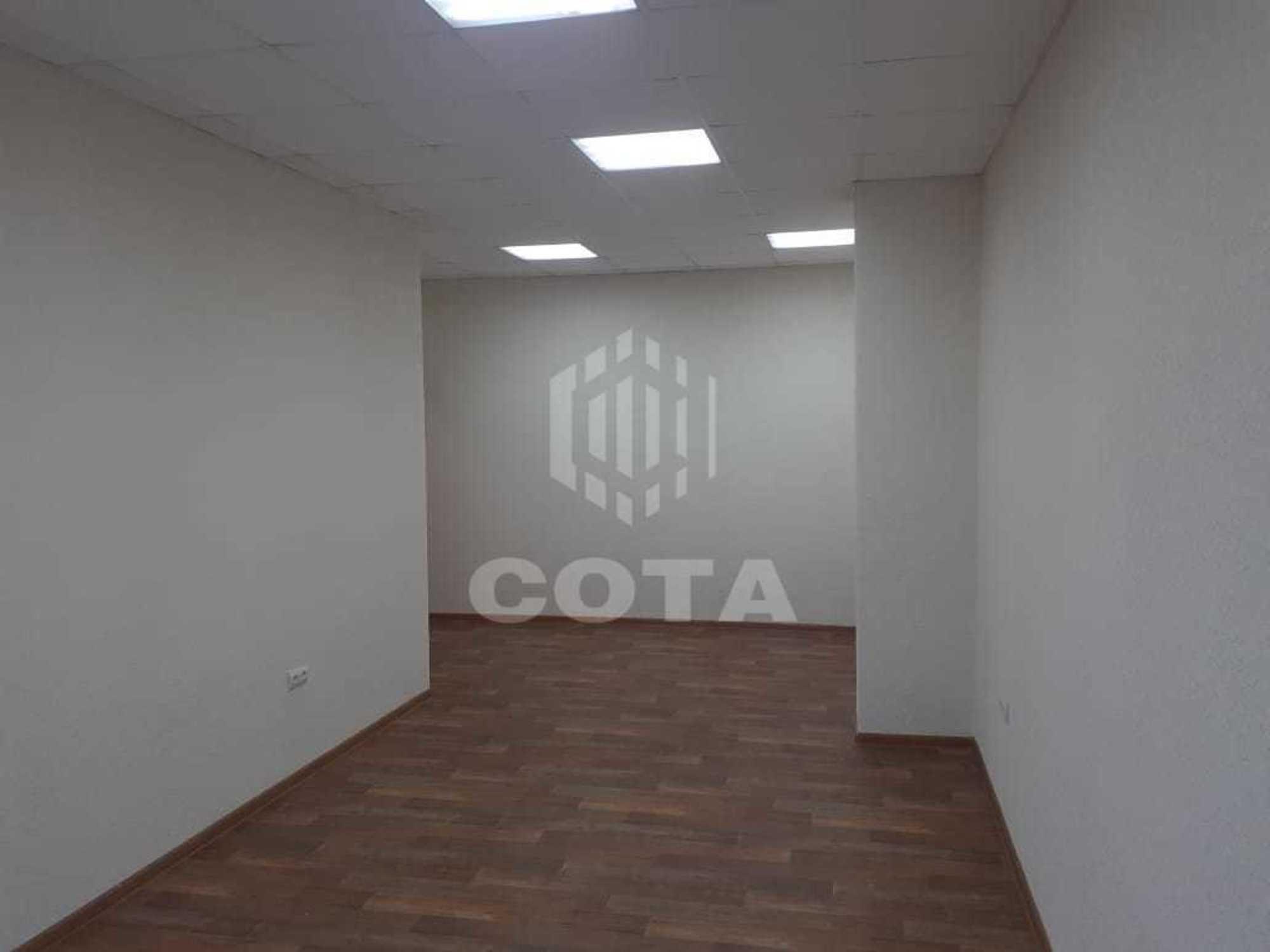 Сдать офис, помещение под офис за 19 930 рублей на Кривошеина улица, 15