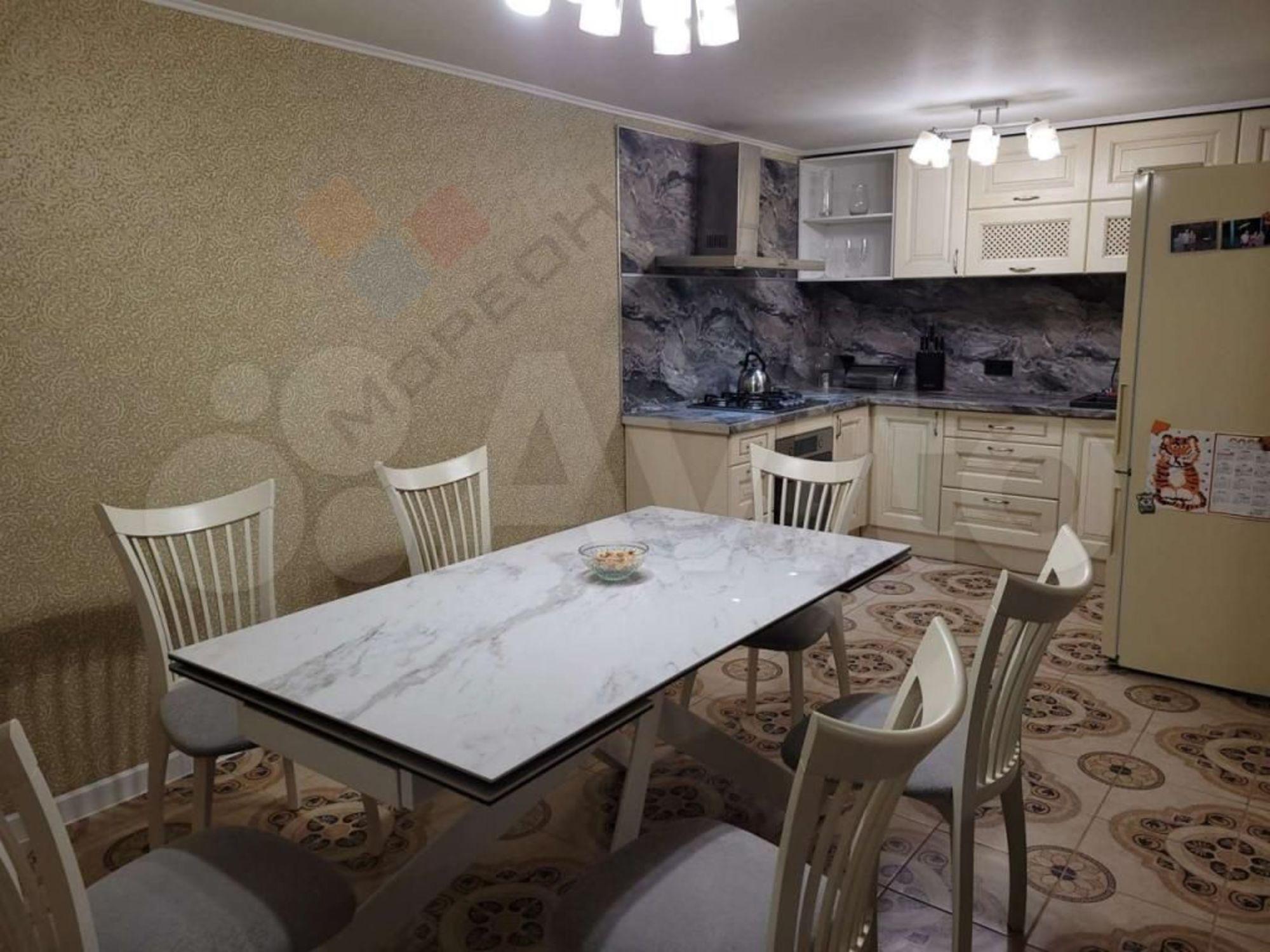 Купить дачу, дом, коттедж за 11 000 000 рублей на Грушевая ул, 933
