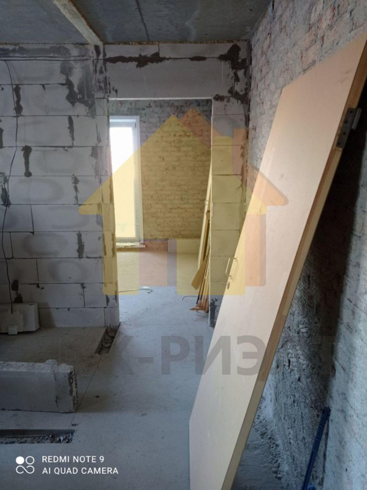 2-комн квартира ул. Беловежская,50