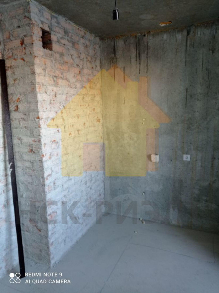 2-комн квартира ул. Беловежская,50