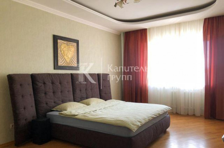 2-комн квартира улица Комсомольская, 8