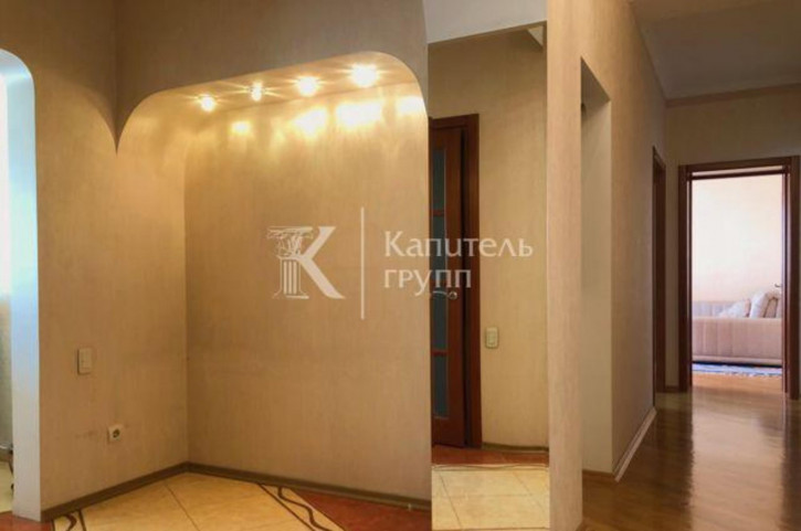 2-комн квартира улица Комсомольская, 8