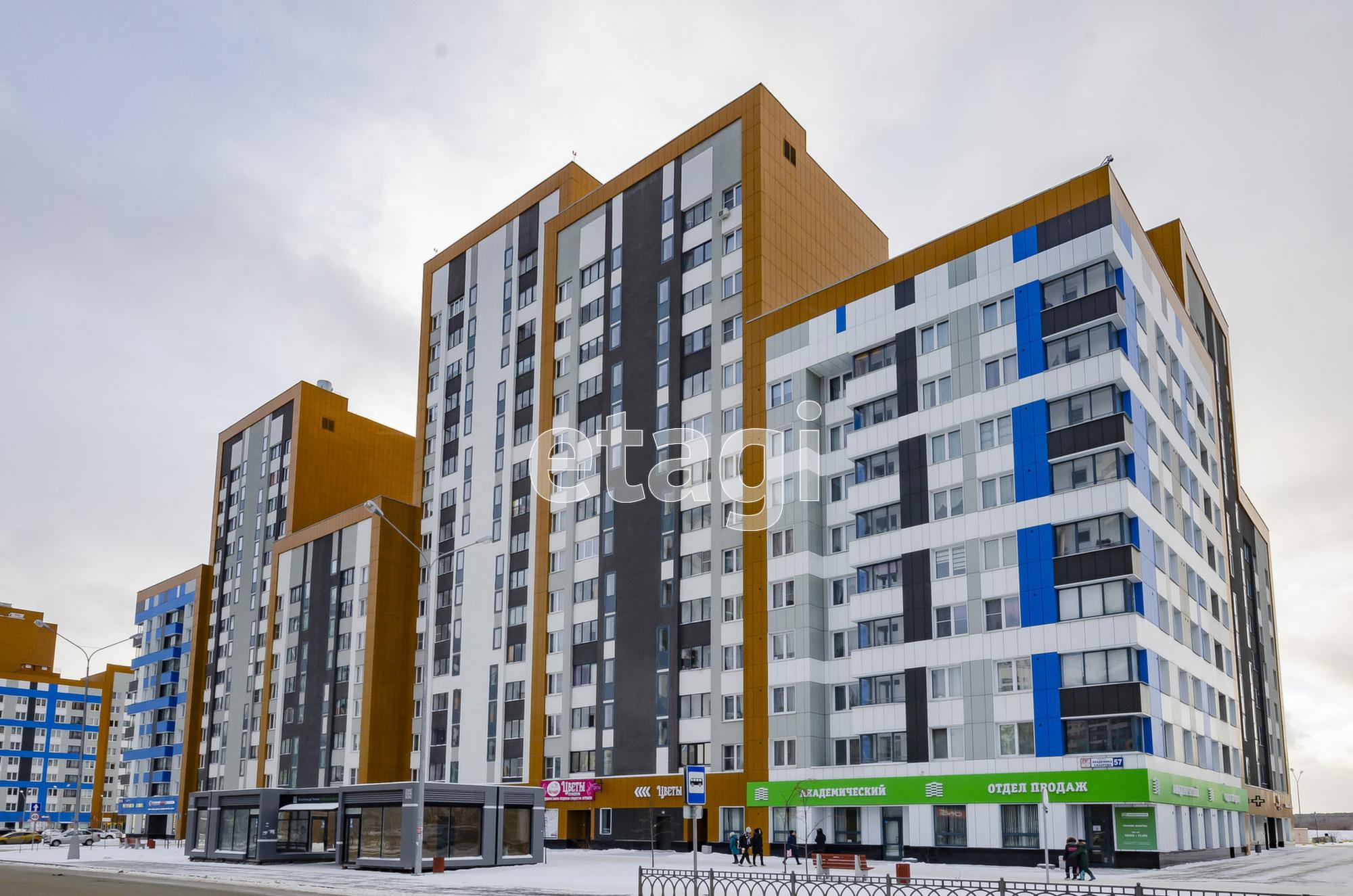 Сдать квартиру за 45 000 рублей на Академика Сахарова проспект, 57
