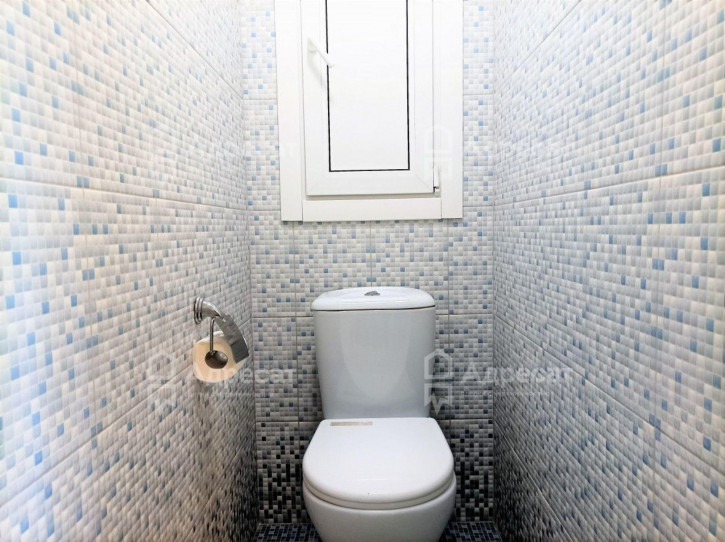 4-комн квартира ул. Грамши,  д.45