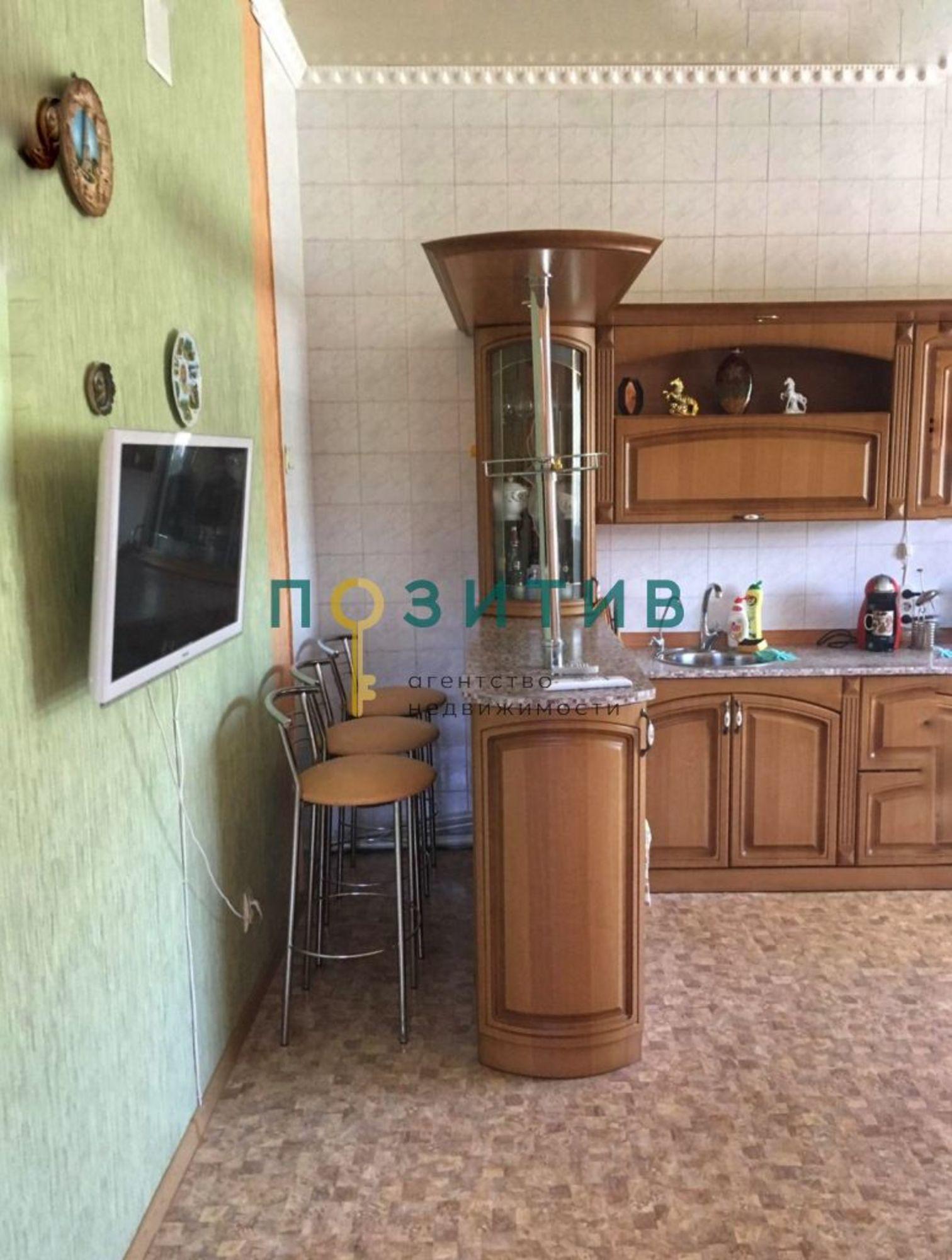 Купить дачу, дом, коттедж за 23 000 000 рублей на Октябрьская ул