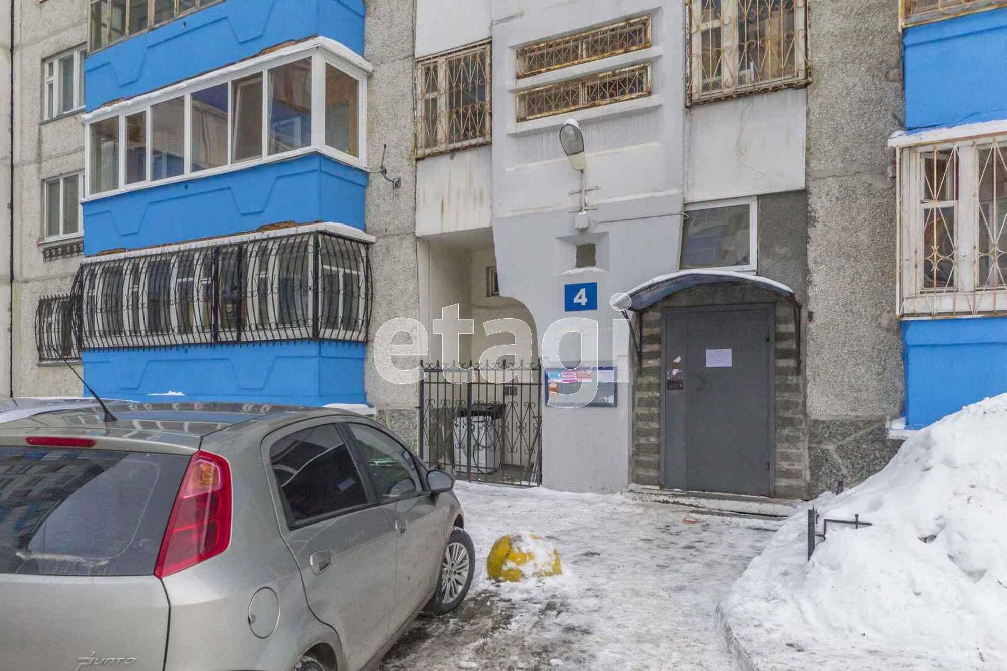 Купить квартиру за 5 800 000 рублей на Моторостроителей, 2/2