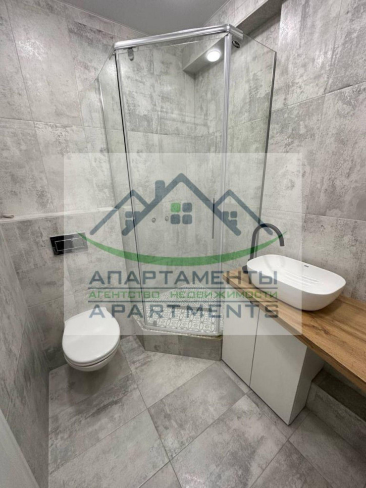 2-комн квартира Аллея Строителей ул, 8