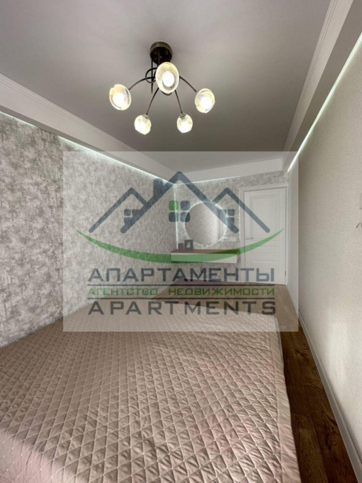 2-комн квартира Аллея Строителей ул, 8