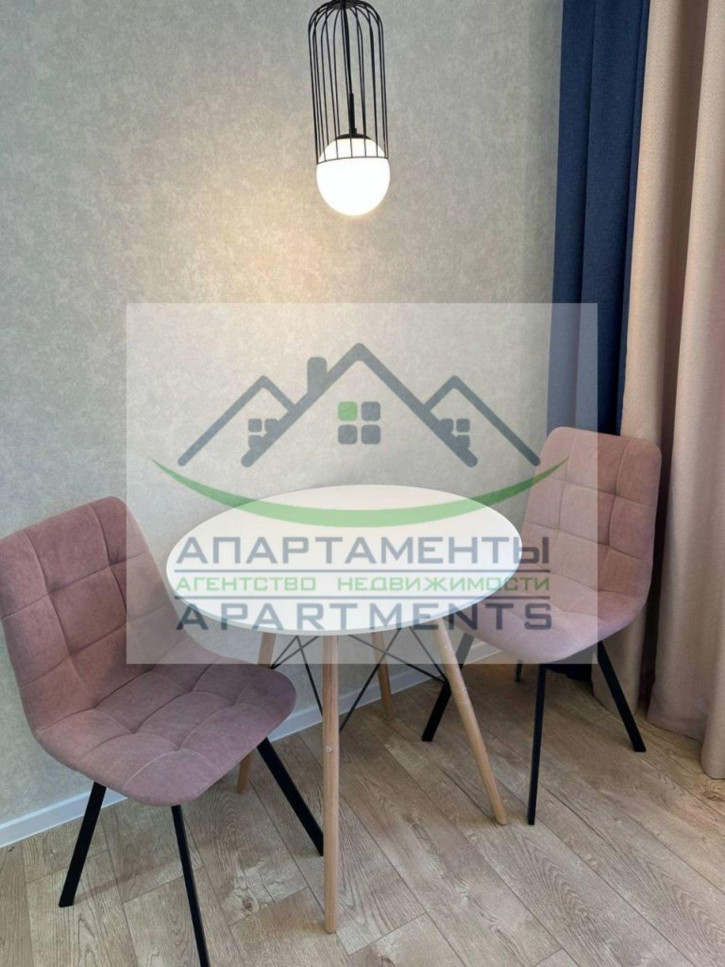 2-комн квартира Аллея Строителей ул, 8