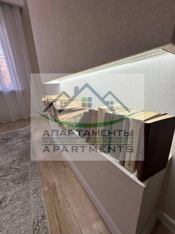 2-комн квартира Аллея Строителей ул, 8