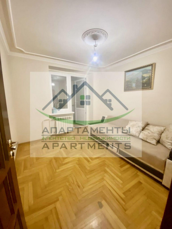 3-комн квартира Малиновского пер, 1а