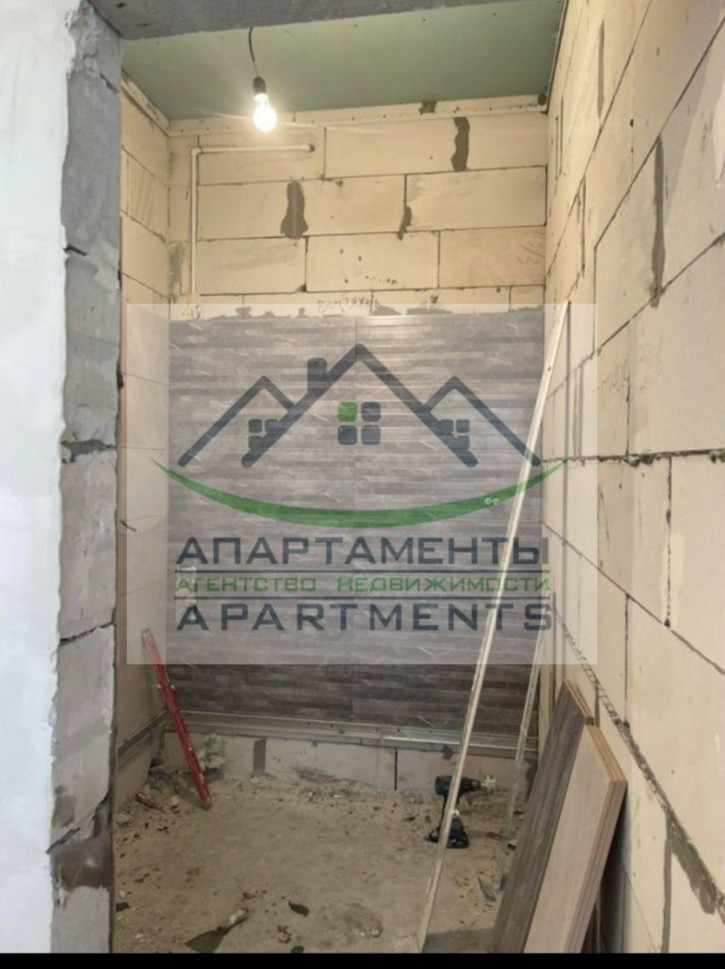 3-комн квартира Калинина пр-кт, 27к1