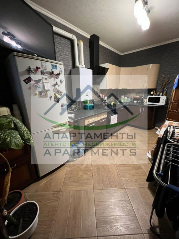 2-комн квартира Спасателей ул, 3