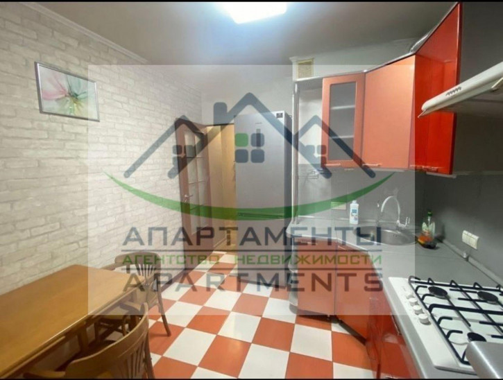 3-комн квартира Нежнова ул, 56к3