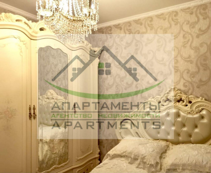 3-комн квартира Победы пр-кт, 157