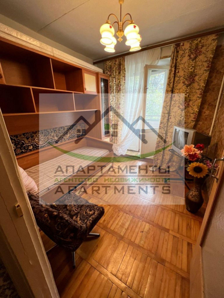 3-комн квартира Октябрьская ул, 456