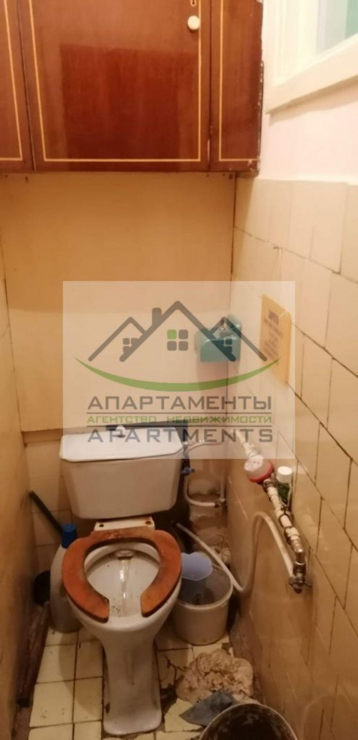 3-комн квартира 8 Марта ул, 1