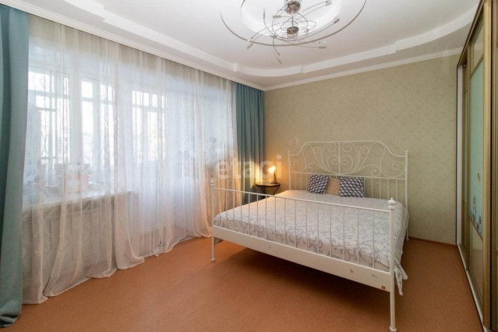 2-комн квартира Малыгина, 49/2