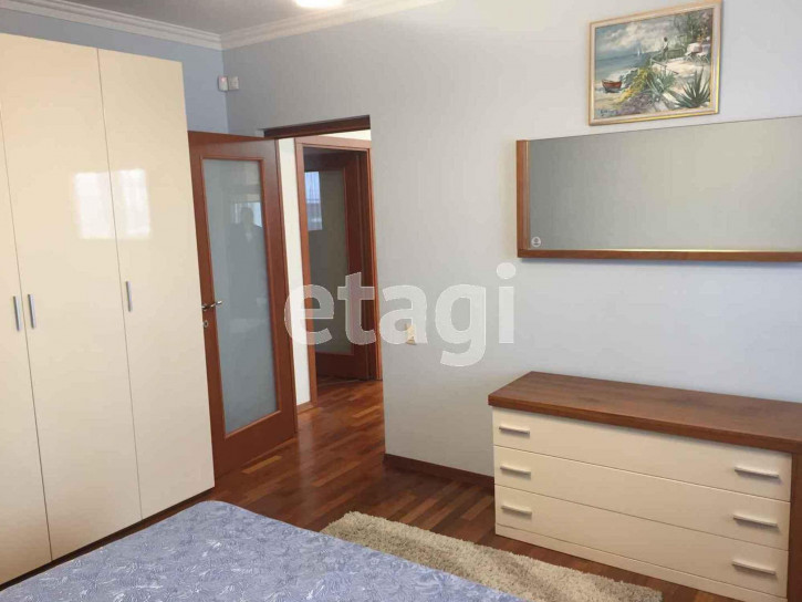 3-комн квартира Грибоедова, 15
