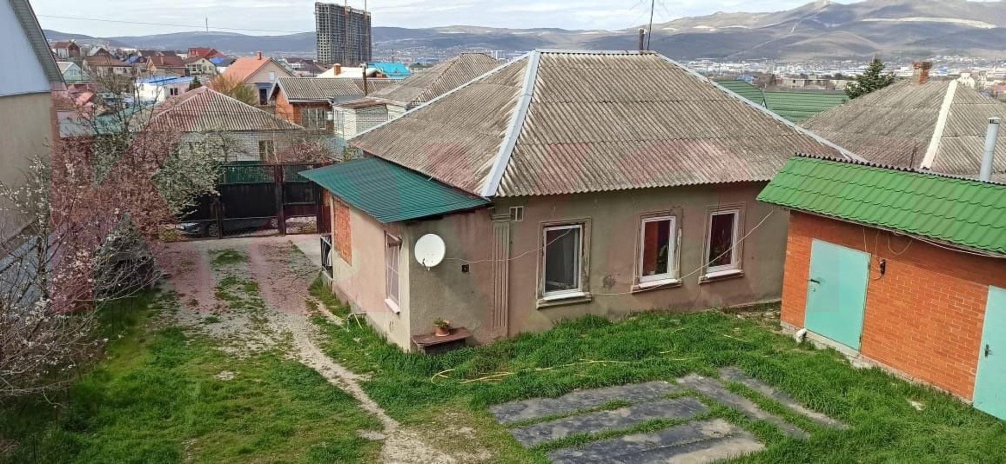 Купить дачу, дом, коттедж за 19 000 000 рублей на Крупской ул.