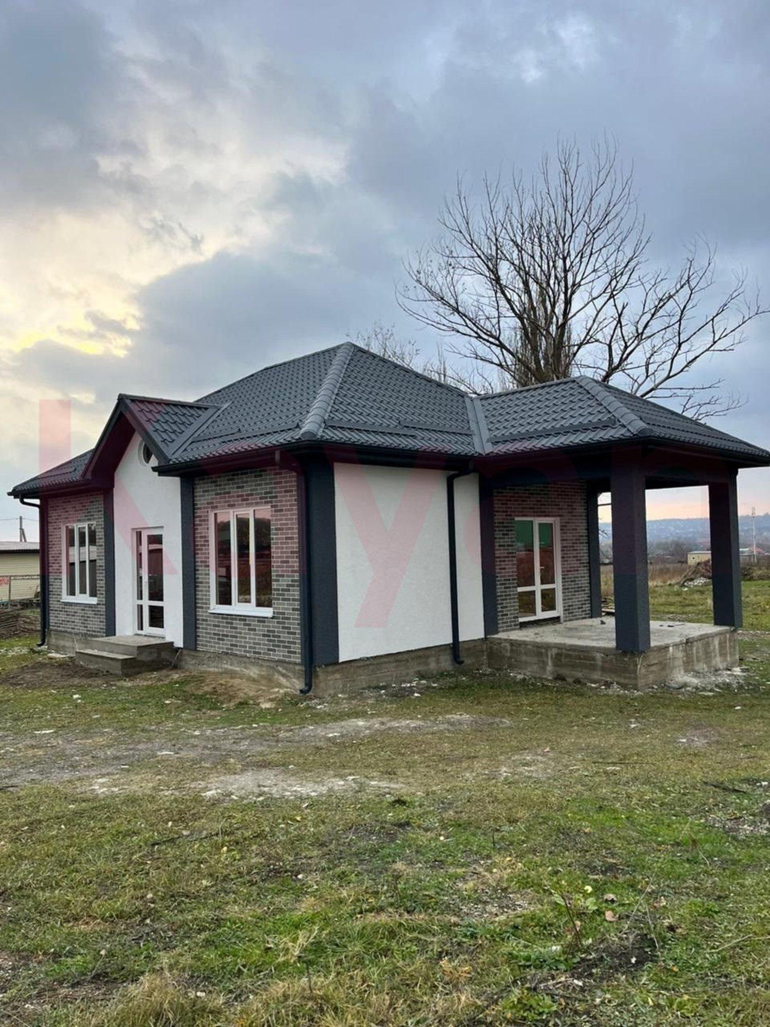 Купить дачу, дом, коттедж за 8 600 000 рублей на Чкалова ул.