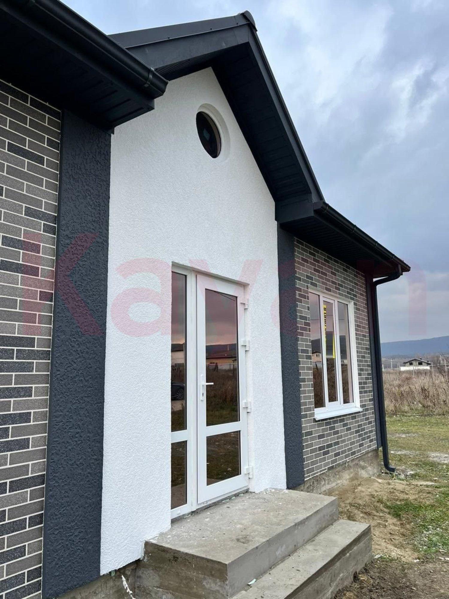 Купить дачу, дом, коттедж за 8 600 000 рублей на Чкалова ул.