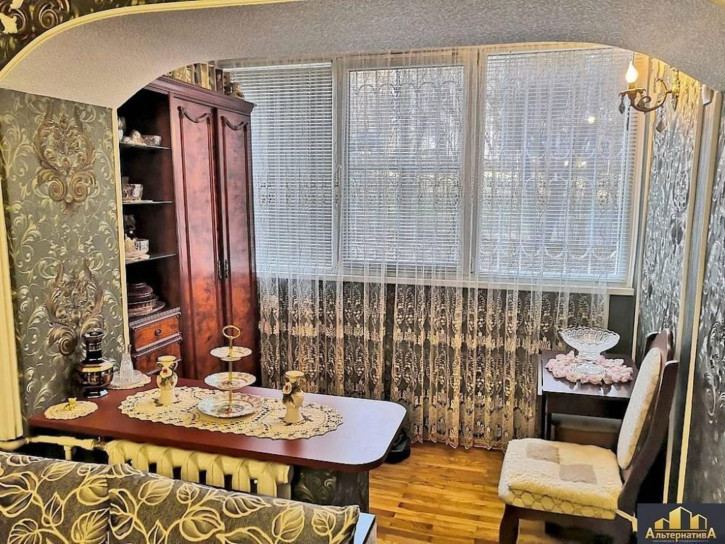 3-комн квартира Широкая ул.