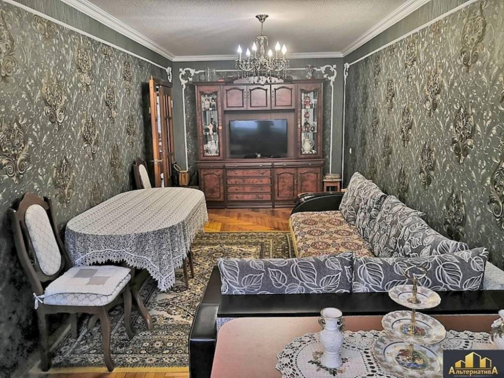3-комн квартира Широкая ул.