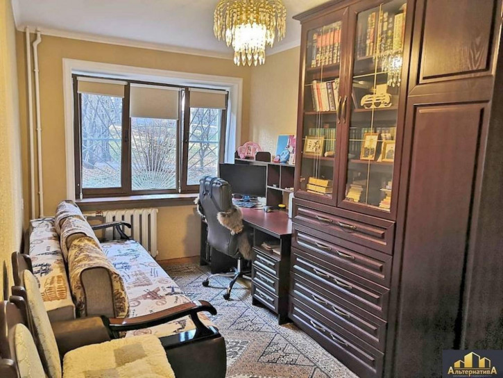 3-комн квартира Широкая ул.