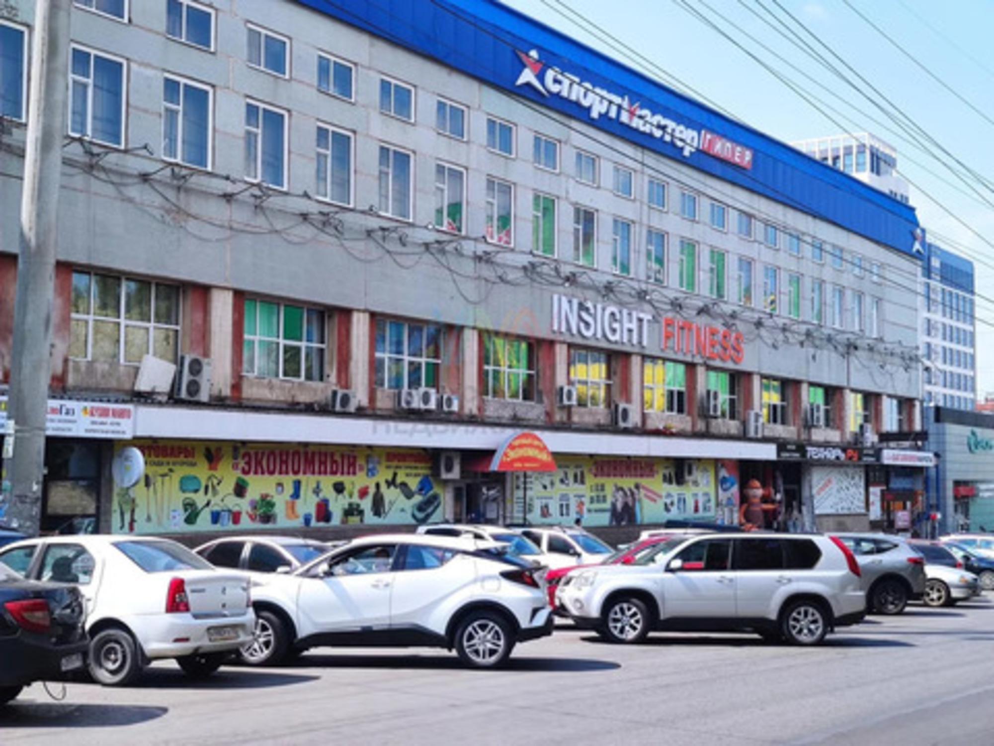 Купить торговое помещение за 80 000 000 рублей на Бульвар Ибрагимова, 88