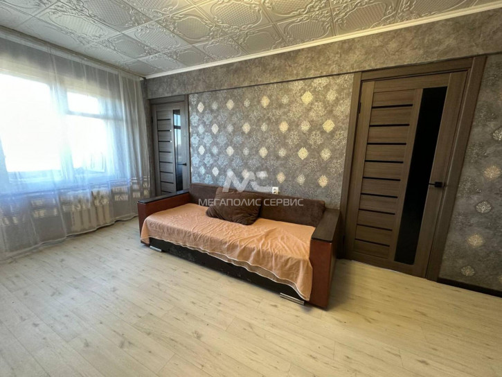 4-комн квартира Кооперативная ул, 45А