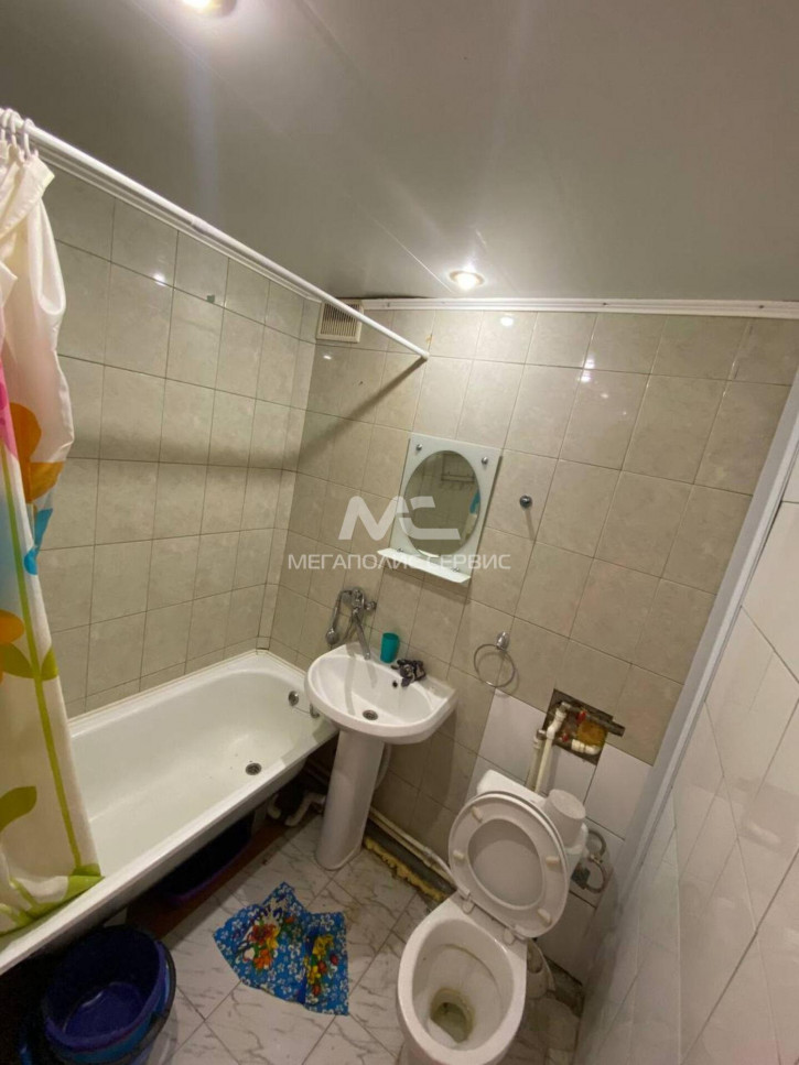 2-комн квартира 28й Армии ул, 16