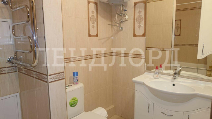 1-комн квартира Соборный переулок, 90