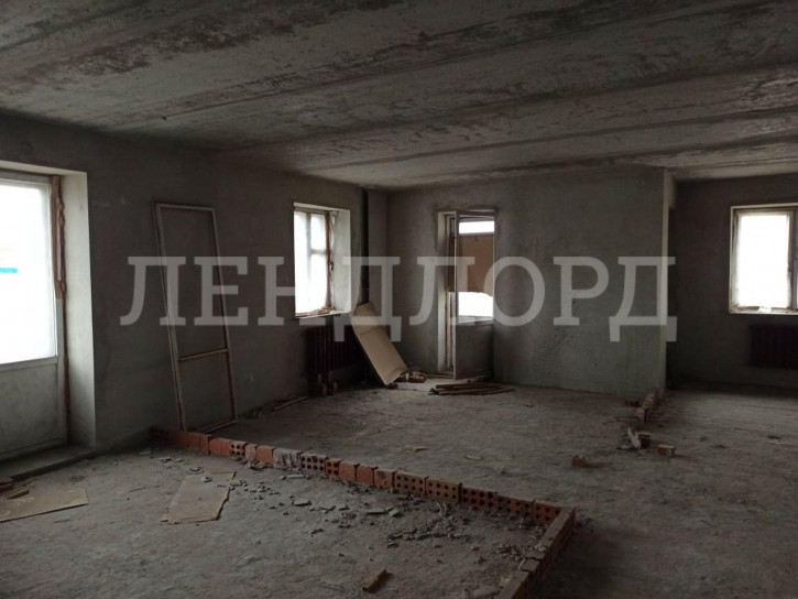 3-комн квартира проспект 40-летия Победы, 95/6