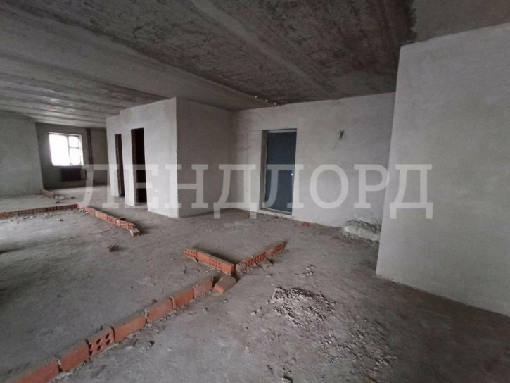 3-комн квартира проспект 40-летия Победы, 95/6