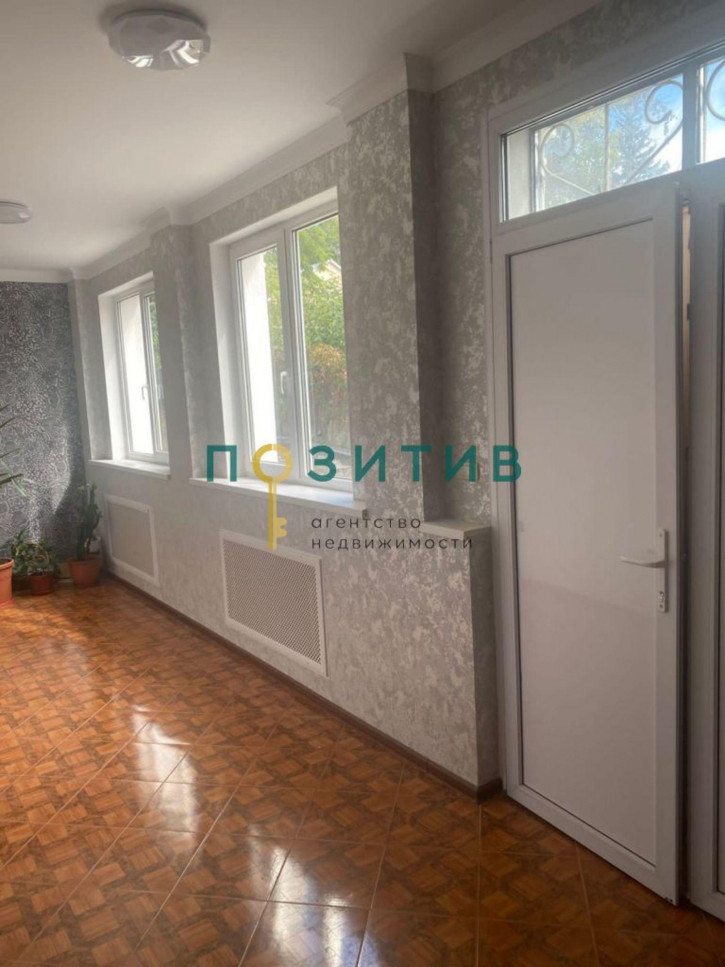 6-комн квартира Коста Хетагурова ул, 48