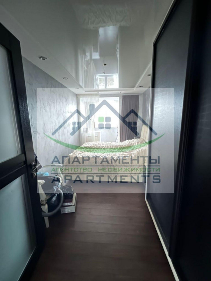 4-комн квартира Губина , 7