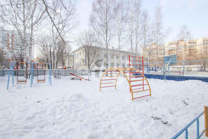 3-комн квартира Газовиков, 6